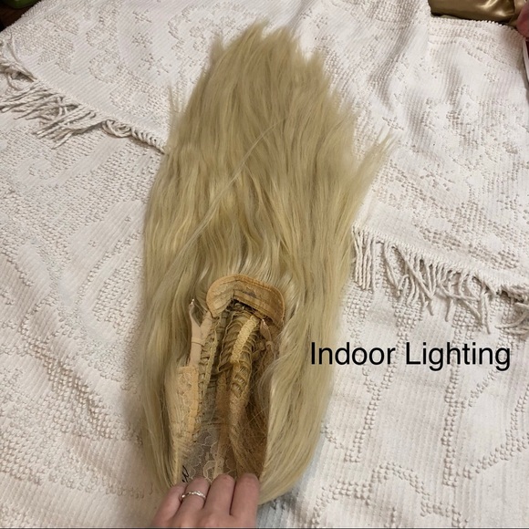 Long Wavy Blonde Wig 28” Center Middle Part - Picture 14 of 14